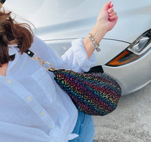 Load image into Gallery viewer, Fabulous music themed handbag