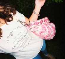 Load image into Gallery viewer, Flamingo bag in the Capri shape