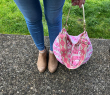 Load image into Gallery viewer, Flamingo bag in the Capri shape